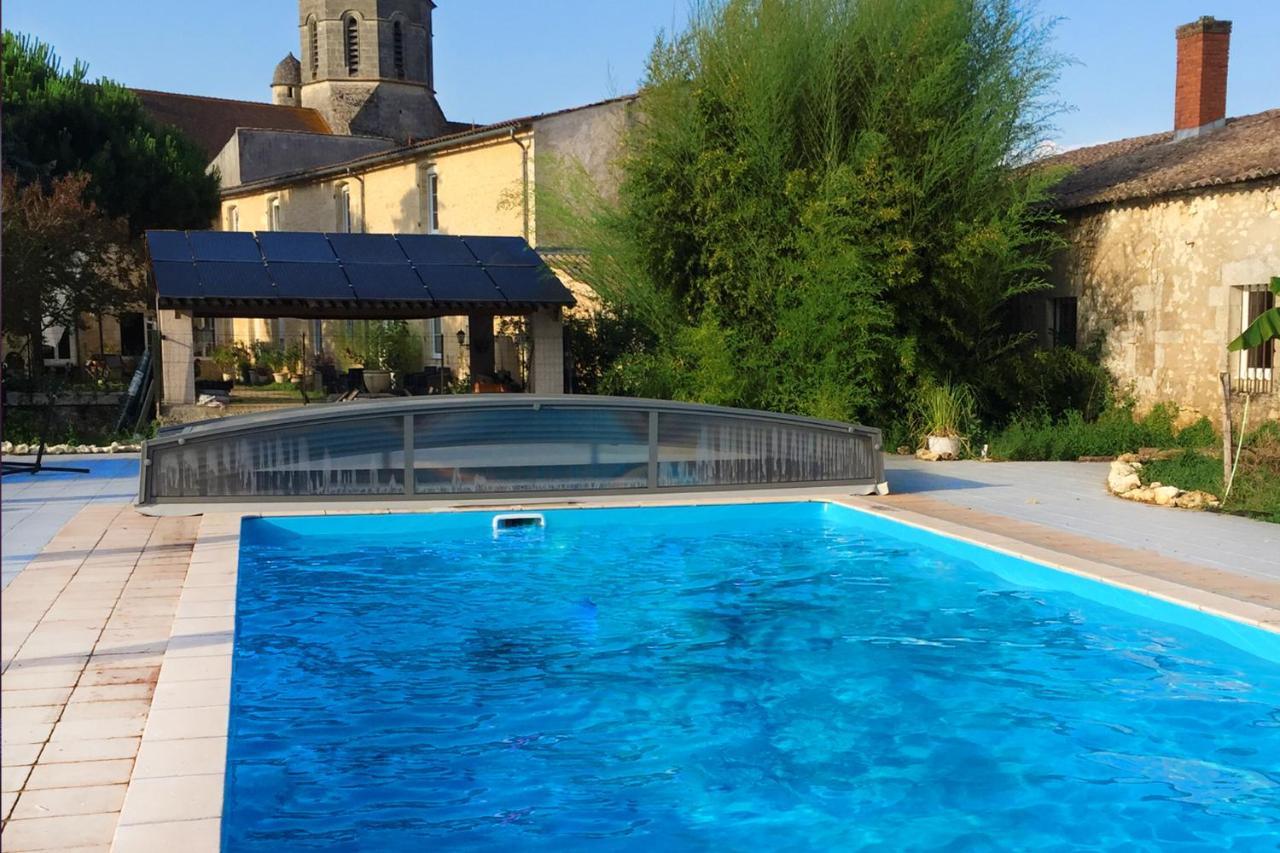Gites Jardin-Darcy - Piscine Au Sel Bois Esterno foto