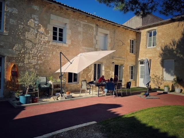 Gites Jardin-Darcy - Piscine Au Sel Bois Esterno foto